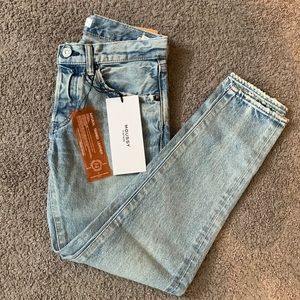 Moussy Vintage Cedar Rapids Tapered in Light Blue
